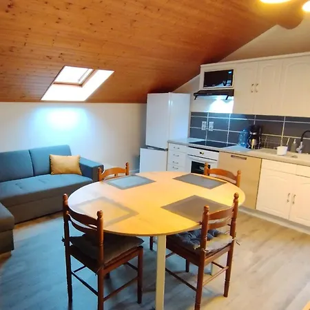 Superbe Appartement Tout Confort Lyaud Exterior photo